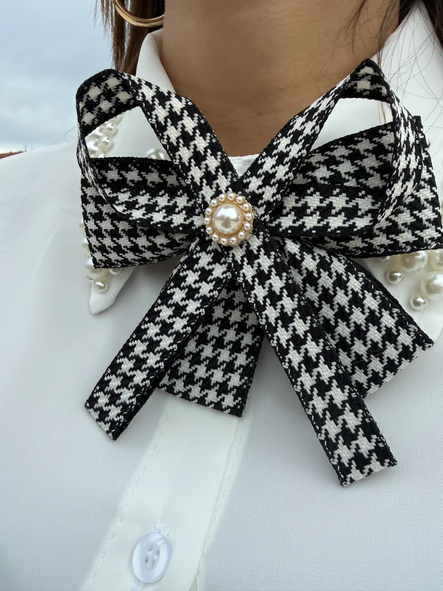 Spilla “Bon chic” - immagine 2