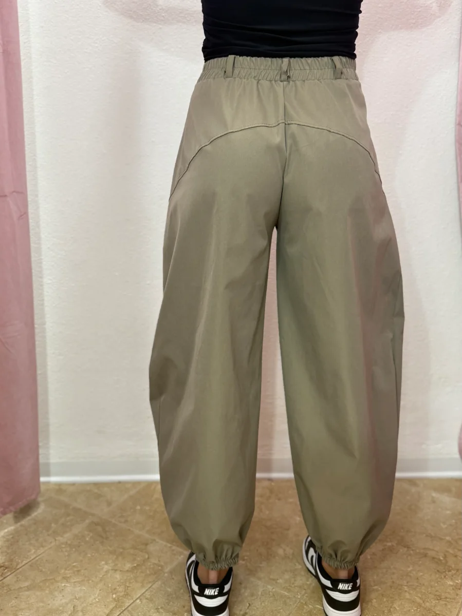 Pantalone “Balloon City” tortora - immagine 5