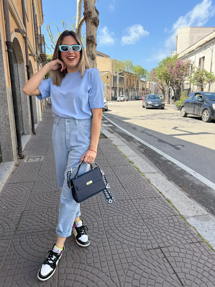 Pantaloni “Pastely” azzurri - immagine 3