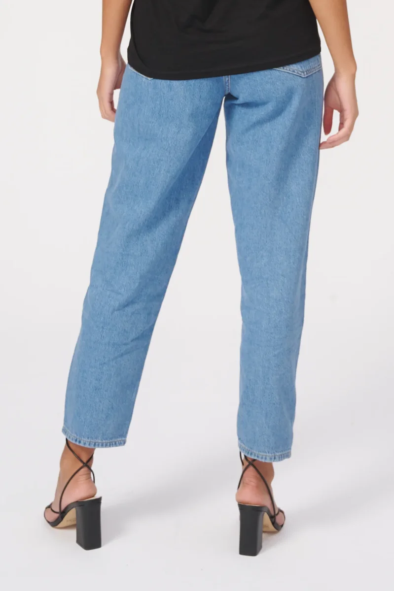 The Original Performance Mom Jeans - Denim blu chiaro - immagine 7